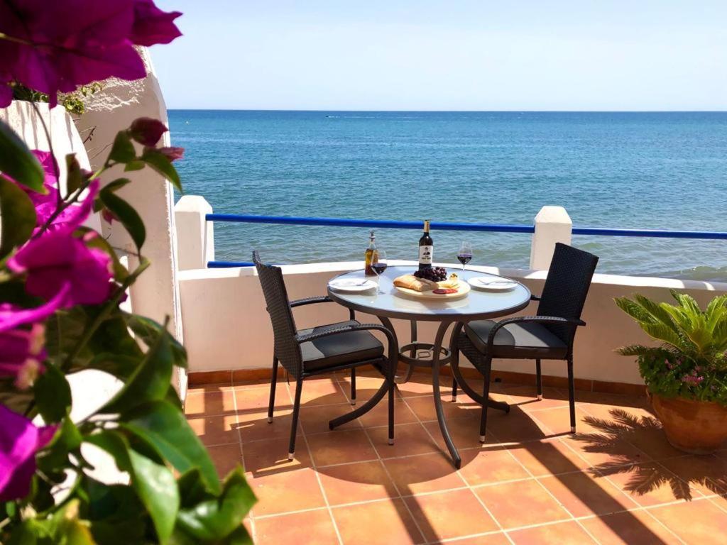 Beach Side Apartments Calahonda Sitio de Calahonda Ngoại thất bức ảnh