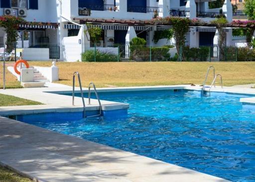 Beach Side Apartments Calahonda Sitio de Calahonda Ngoại thất bức ảnh