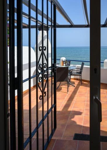 Beach Side Apartments Calahonda Sitio de Calahonda Ngoại thất bức ảnh