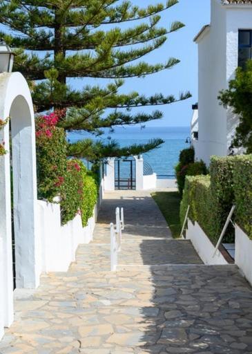 Beach Side Apartments Calahonda Sitio de Calahonda Ngoại thất bức ảnh