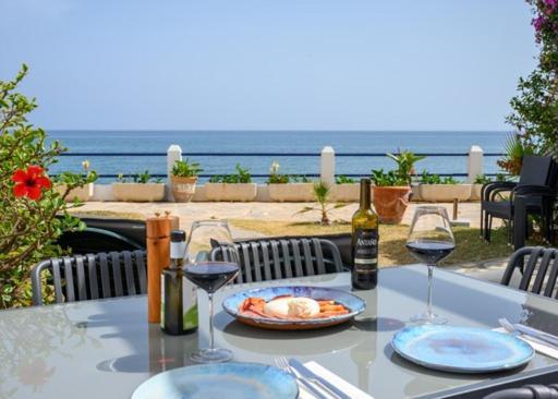 Beach Side Apartments Calahonda Sitio de Calahonda Ngoại thất bức ảnh